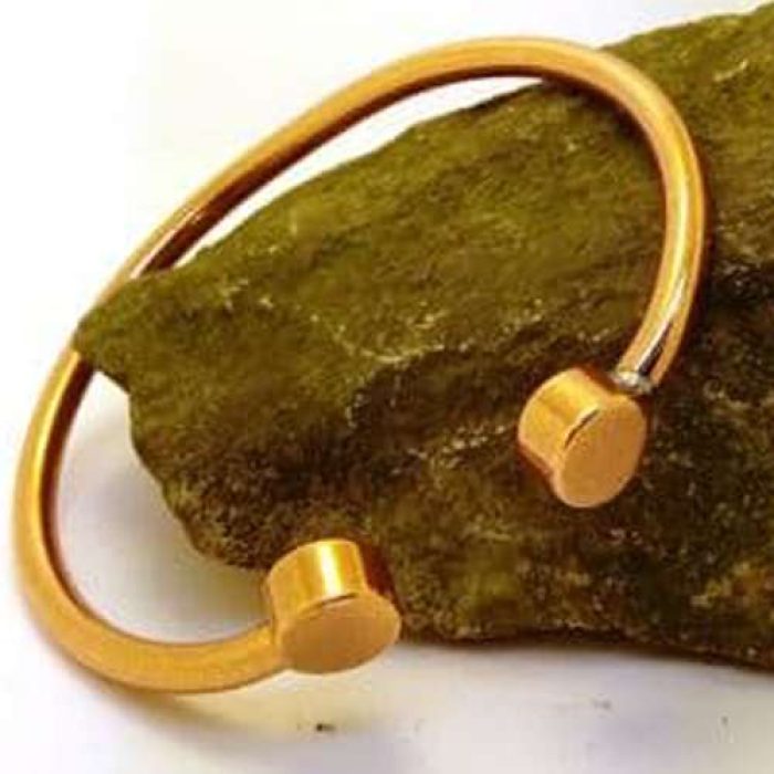 m95_productpage M95: Copper Cylindrical Torque Bracelet