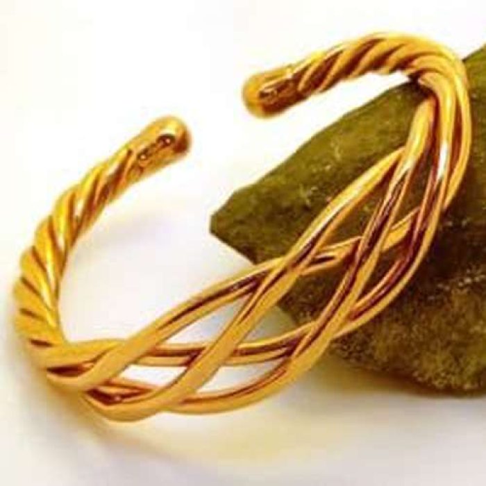 M97: Magnetic Men's Heavy Flattened Lattice Copper Bracelet