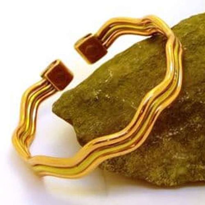 M99: Copper & Brass Wave Bracelet